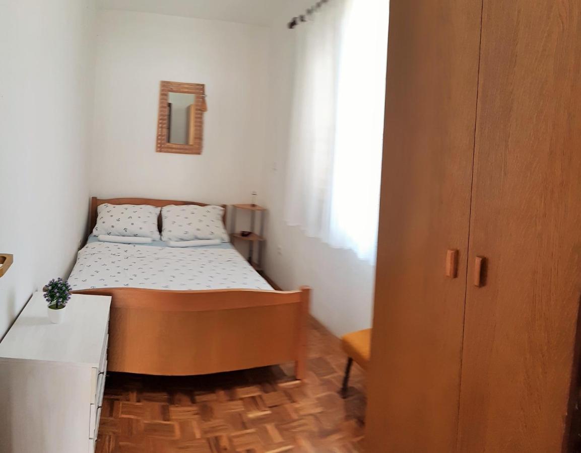 Dalmatino Apartmani Vir Exterior foto