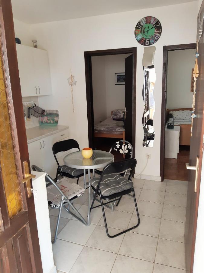 Dalmatino Apartmani Vir Exterior foto