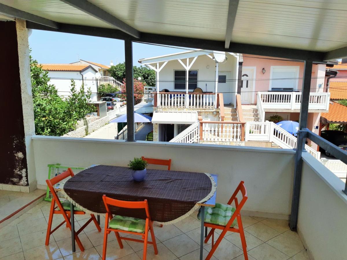 Dalmatino Apartmani Vir Exterior foto